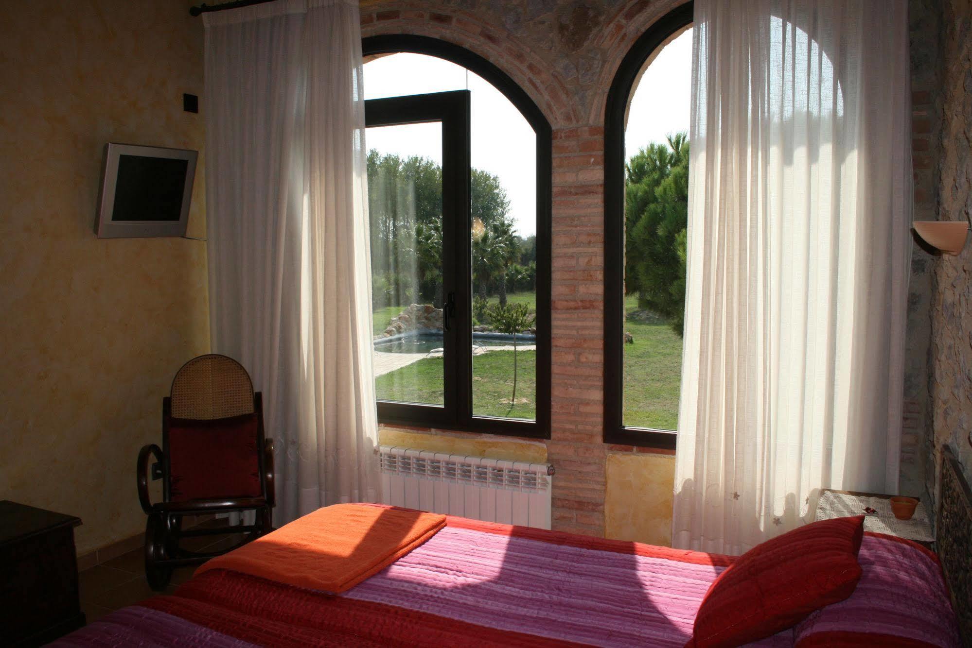 Mas Del Joncar Guest House Sant Pere Pescador Exterior photo